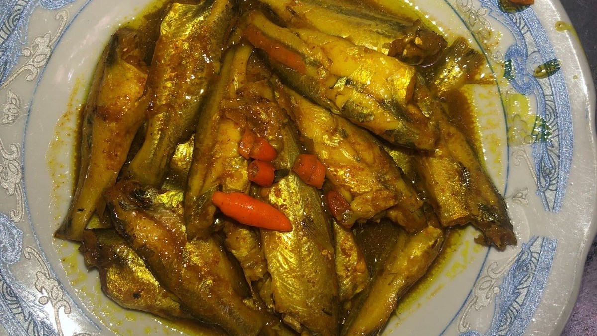 Cá chốt kho nghệ