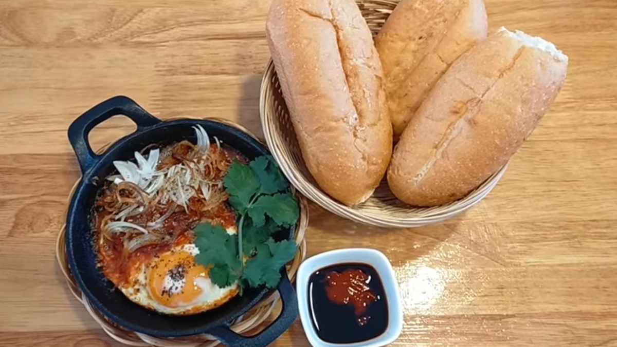 2 cách làm bánh mì cá mòi hộp