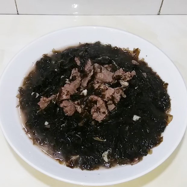 Cách làm rong biển xào thịt bò thơm ngon, thanh đạm tại nhà