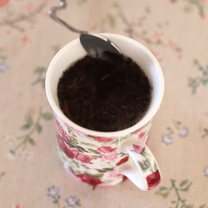 Bước 1 Hãm trà Trà sữa bá tước Earl Grey