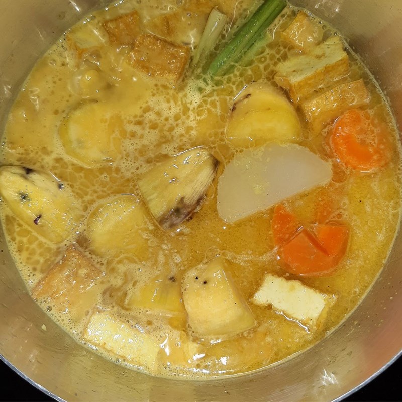 Bước 3 Nấu cà ri chay Cà ri chay (công thức được chia sẻ từ người dùng)