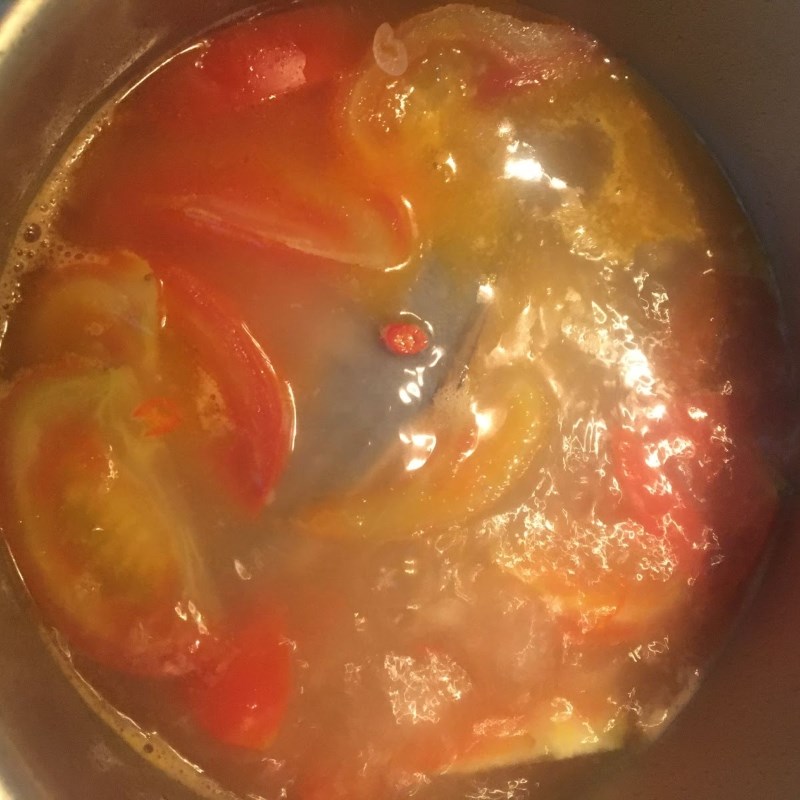 Bước 3 Nấu canh Cá ngân nấu canh chua