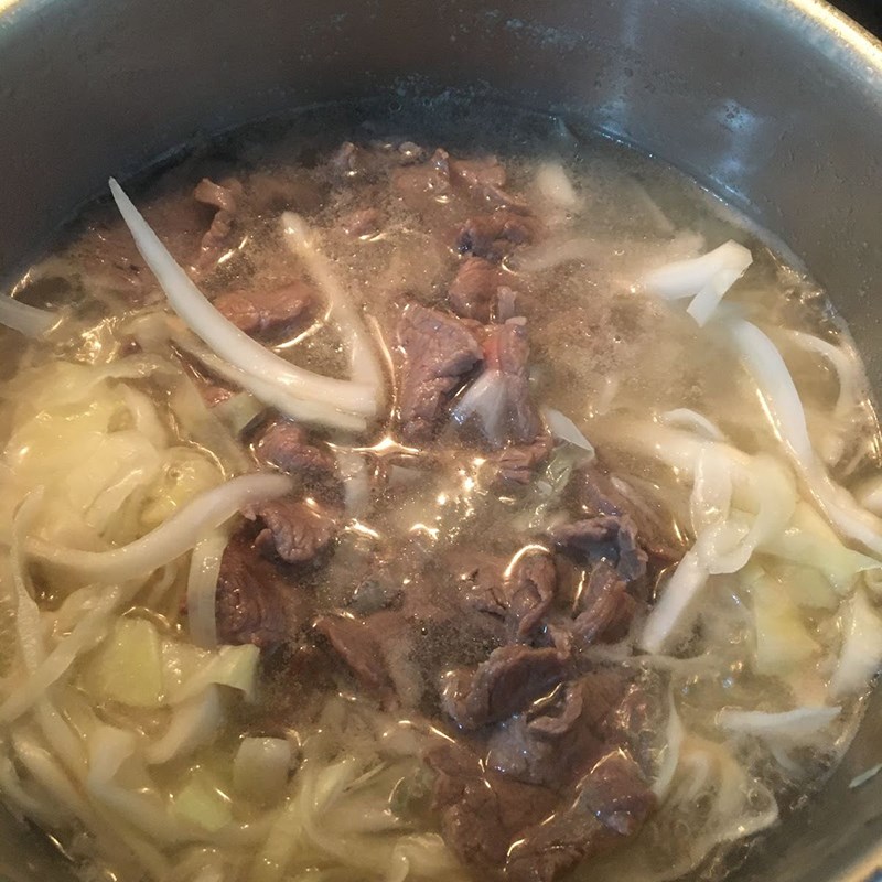 Cách nấu canh bắp cải thịt bò - thực hiện món ân