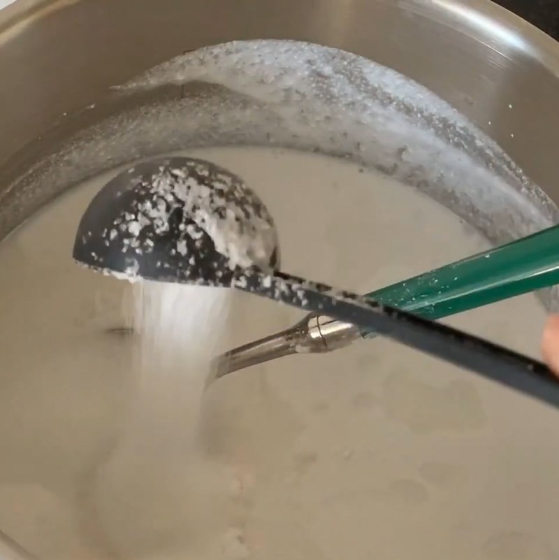 Bước 3 Nấu nước cốt dừa và hoàn thành Chè đậu nành nước cốt dừa