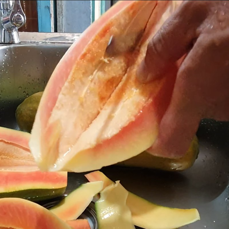 Bước 1 Sơ chế đu đủ Nước ép đu đủ xanh