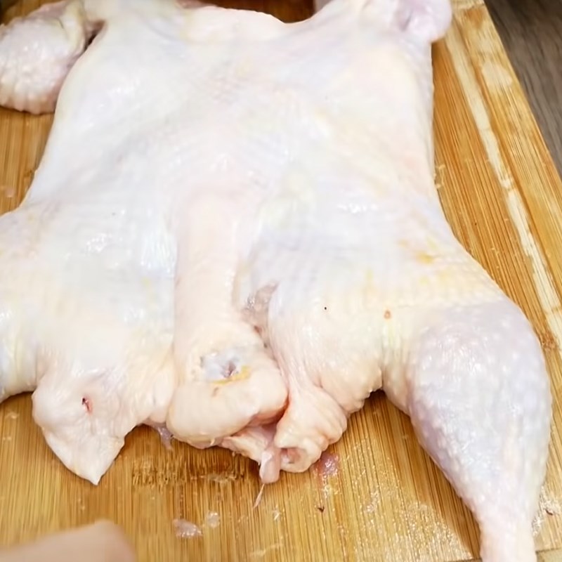 Bước 1 Sơ chế gà Gà đút lò nhồi thịt