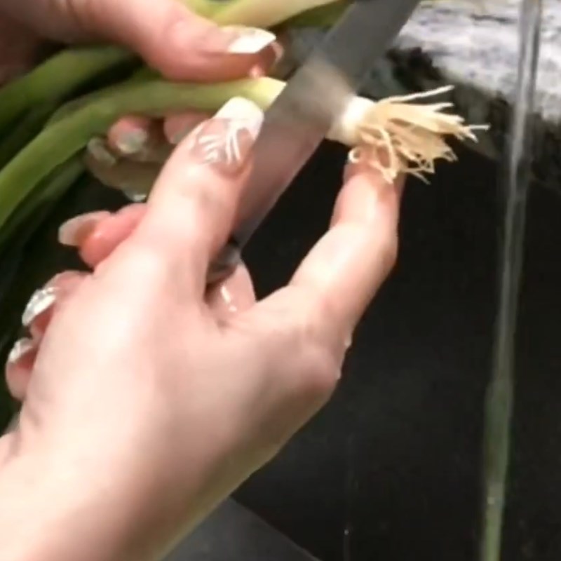 Bước 1 Sơ chế nguyên liệu Cá mai chiên giòn