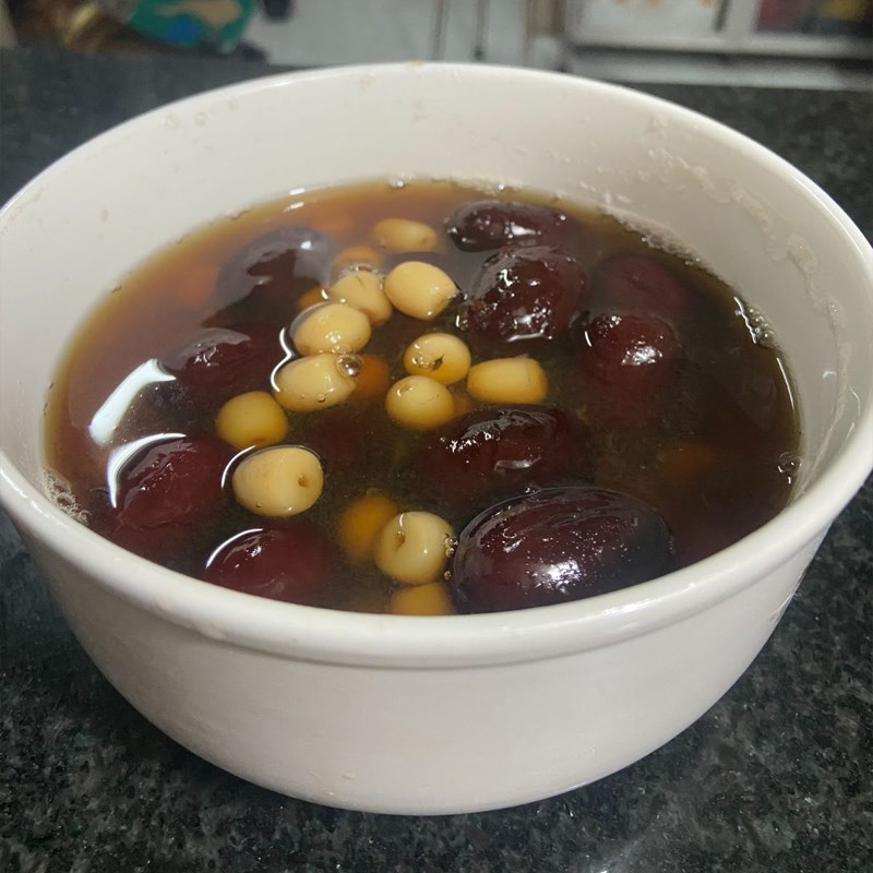 Bước 3 Thành phẩm Chè hạt sen táo đỏ