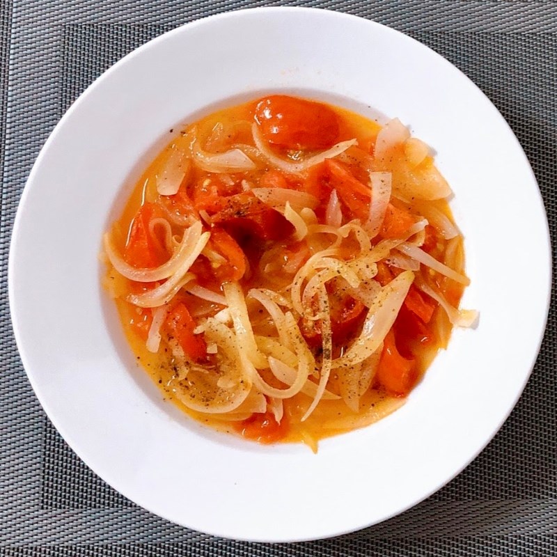 Bước 3 Thành phẩm Hành tây xào cà chua (Công thức được chia sẻ từ người dùng)