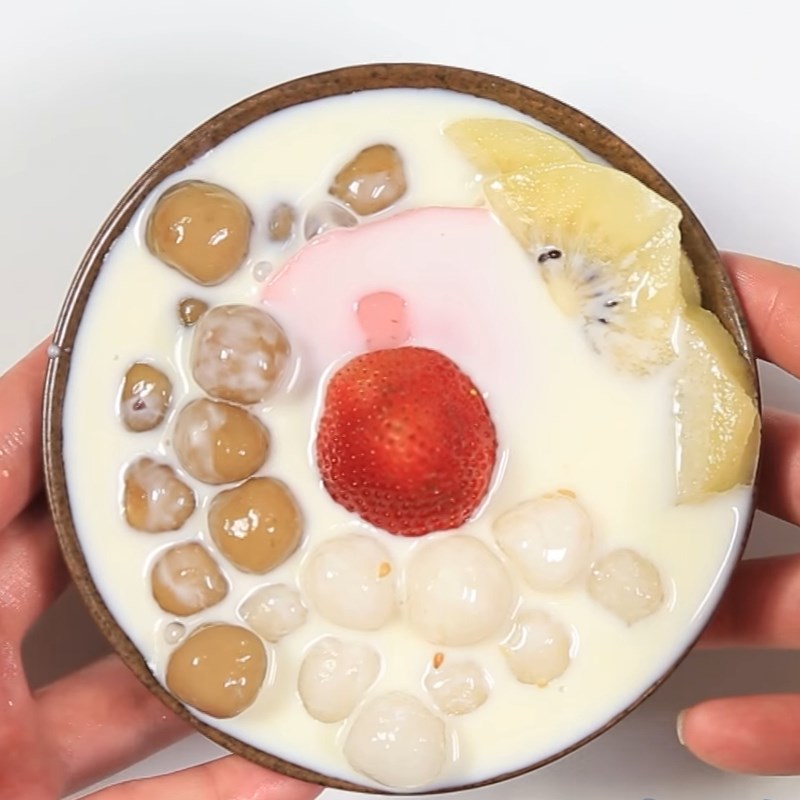 Bước 3 Trang trí và hoàn thành Chè dâu tây