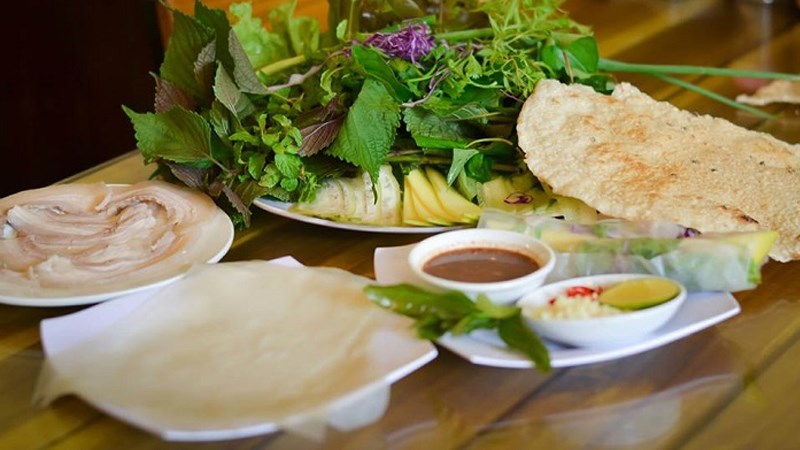 Bánh tráng cuốn thịt heo - Đà Nẵng