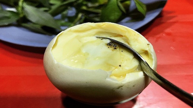 Trứng vịt dữa (hột vịt dữa)