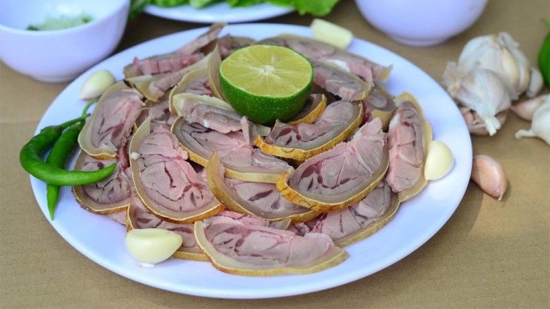 Bê thui Cầu Mống