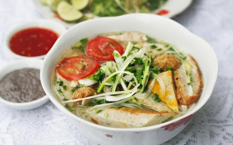 Bánh canh chả cá