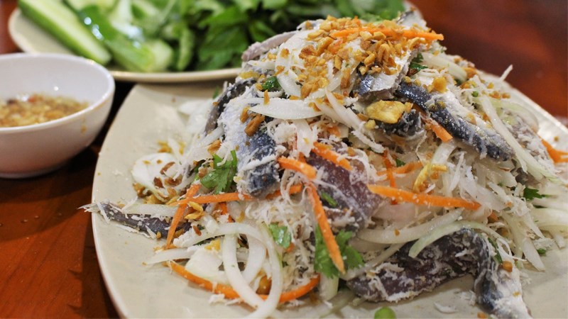 Gỏi cá trích - Prúc Quốc