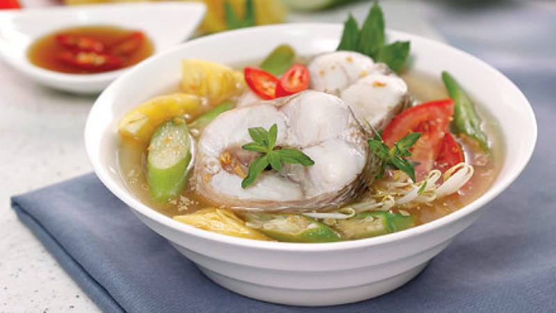 Cá lăng nấu canh chua