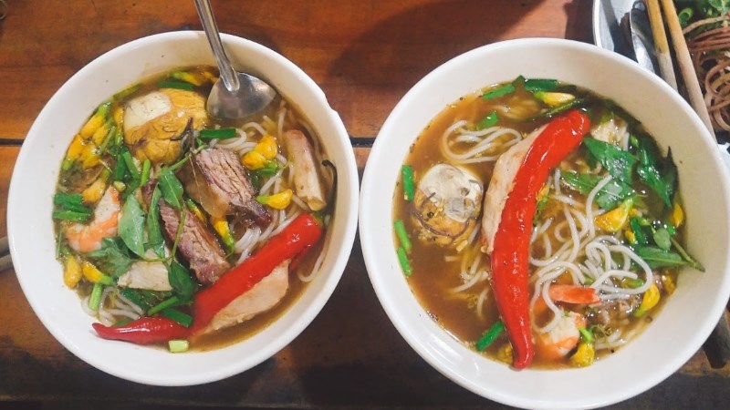 Bún Mắm Cô Tám 