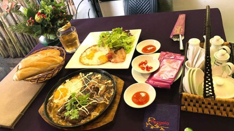 Nhà hàng Pergola 