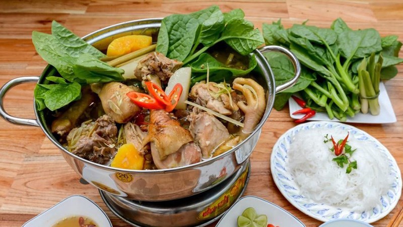 Lẩu gà nòi