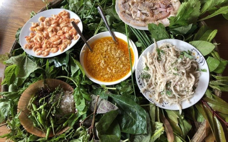 Lẩu lá rừng