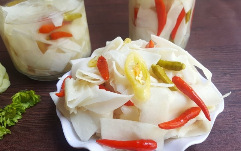 Măng chua rừng