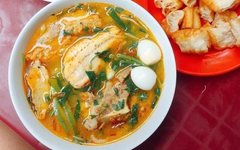 Bánh canh cá lóc - Huế