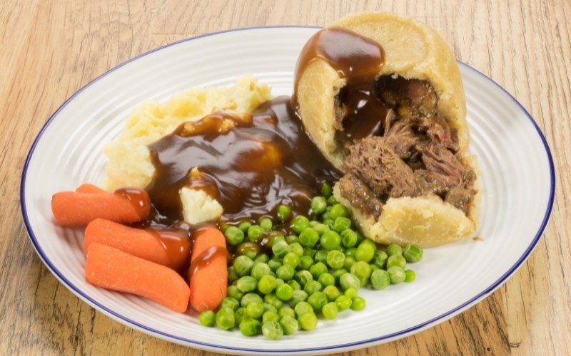 Steak and kidney pie