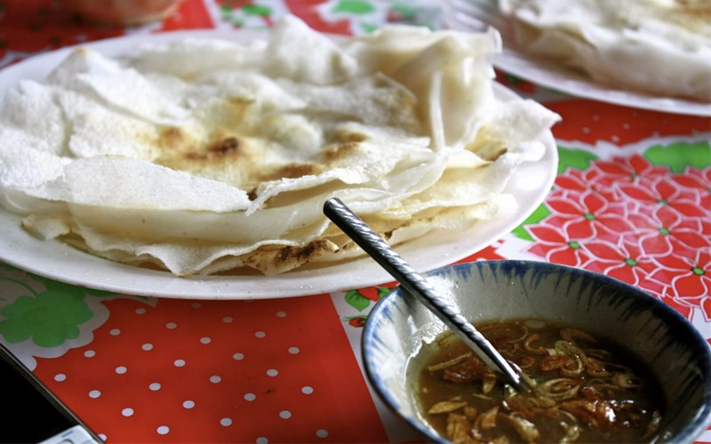 Bánh tráng đập Hội An