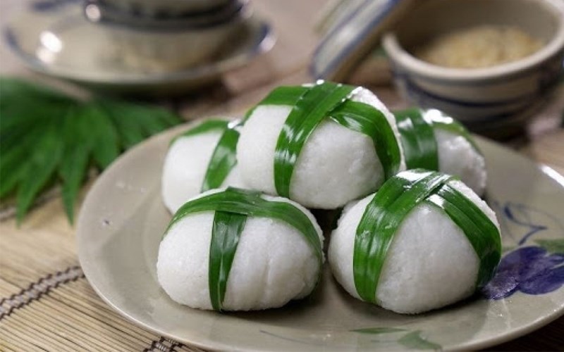 Cơm nắm lá cọ