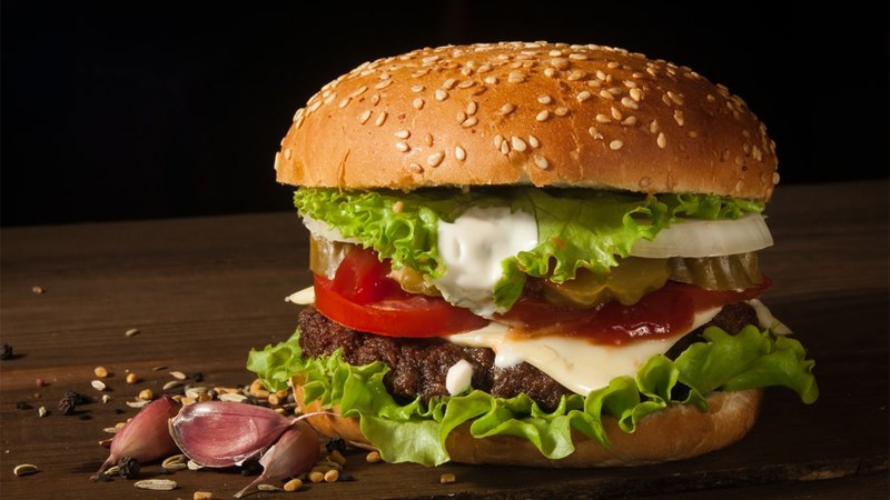 Hành trình chiếc bánh Hamburger chinh phục nước Mỹ