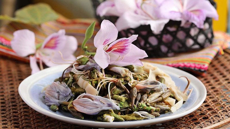 Nộm hoa đắng đặc sản Tây Bắc