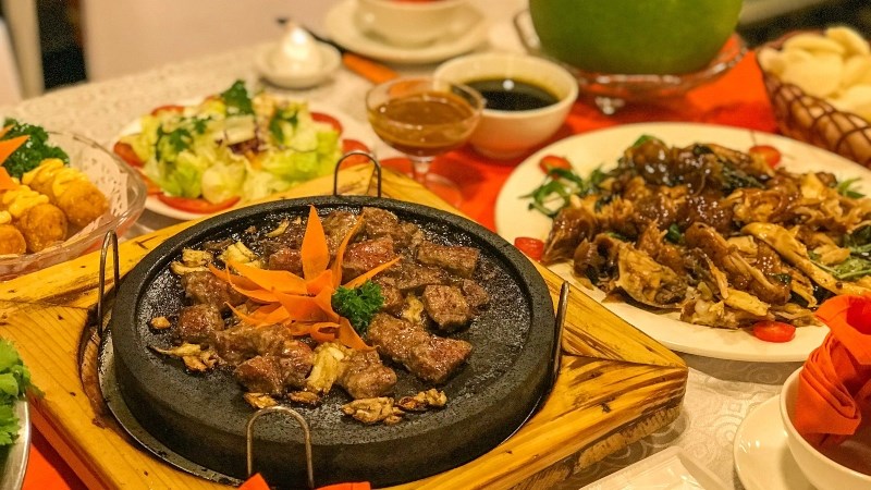 Nhà hàng Tàu Bến Nghé 