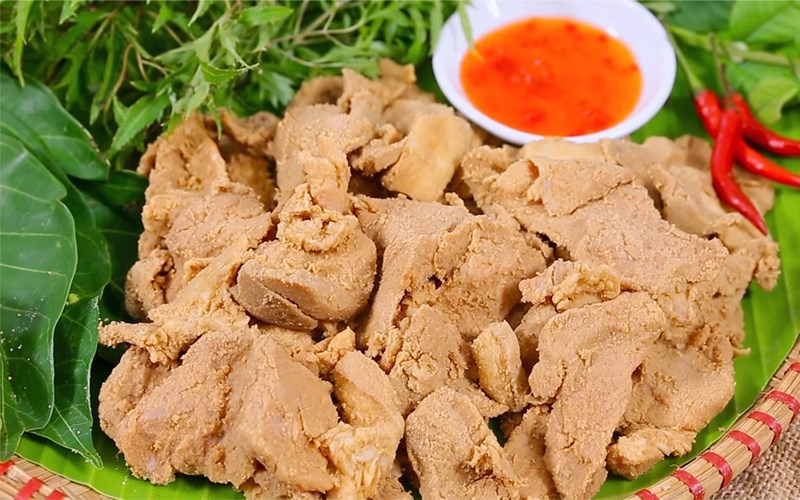 Thịt chua
