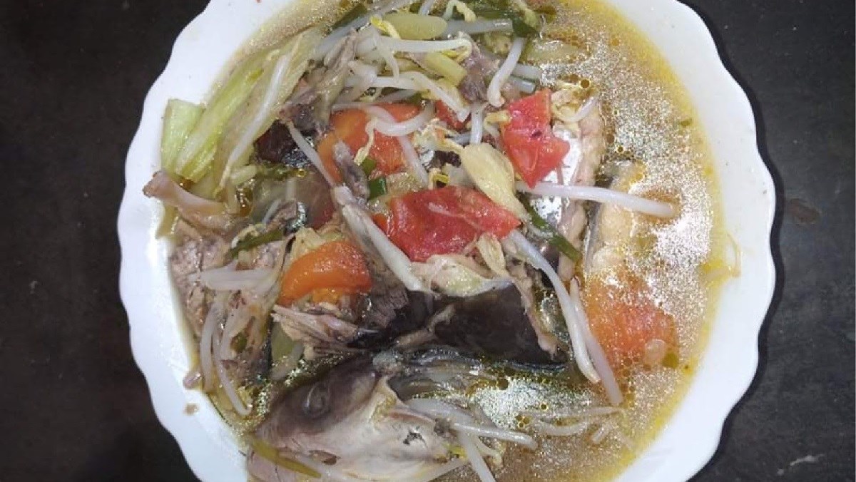 Canh chua cá basa