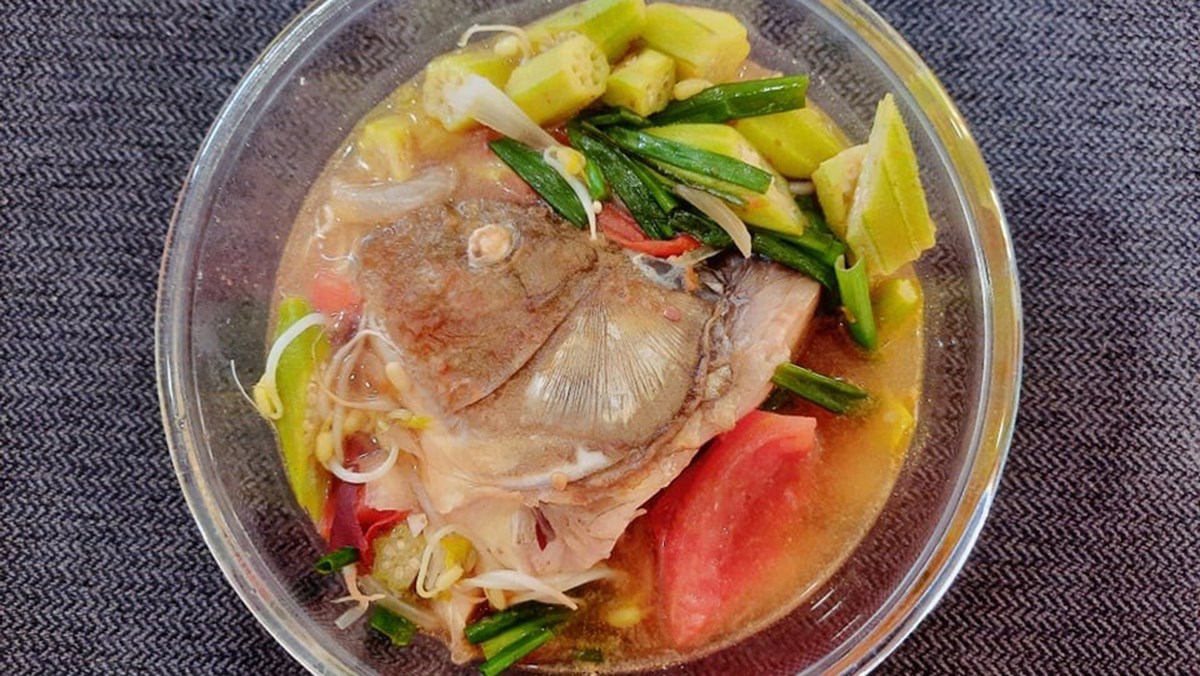 Đầu cá chép nấu canh chua