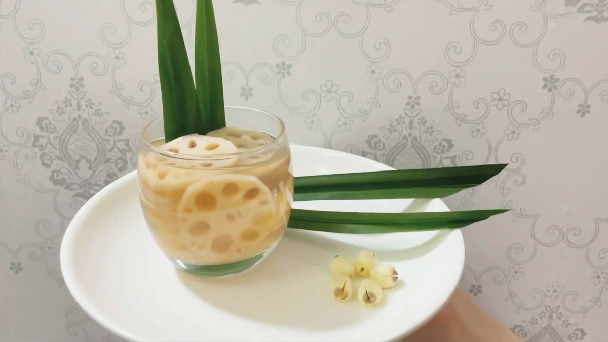 Chè củ sen