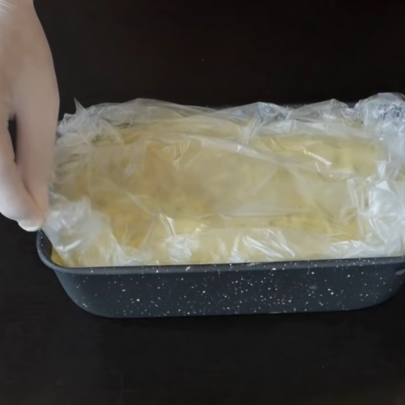 Bước 4 Đổ khuôn và làm lạnh Kem hạt dẻ cười