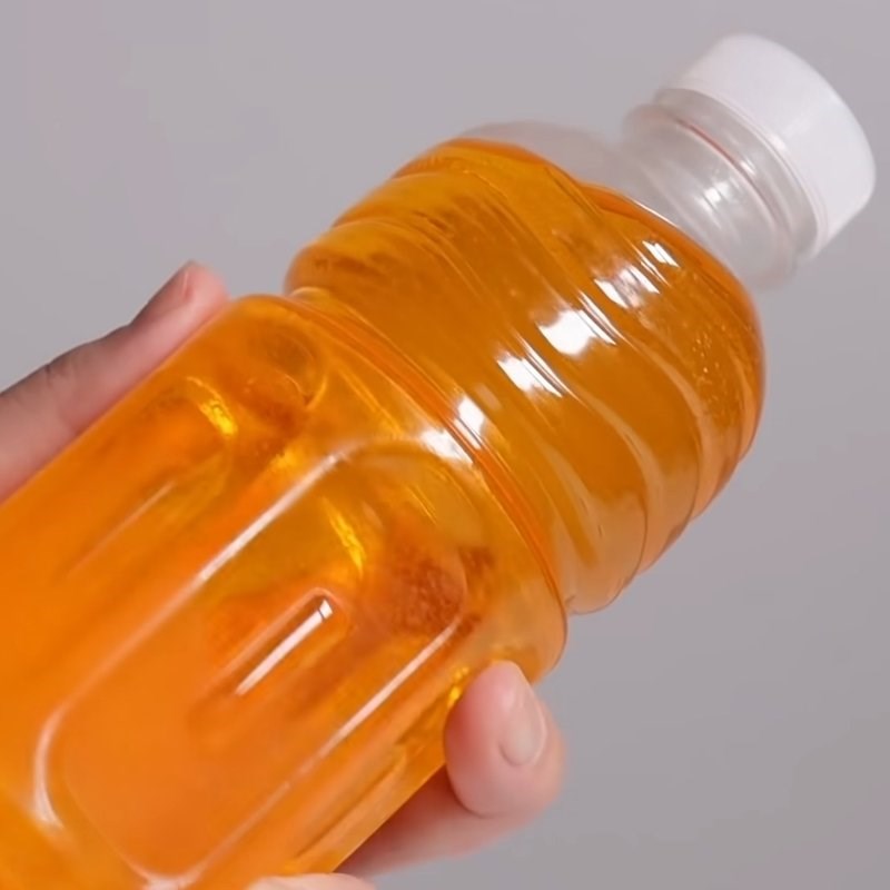 Bước 3 Đổ vào chai và làm lạnh Thạch mật ong từ đường