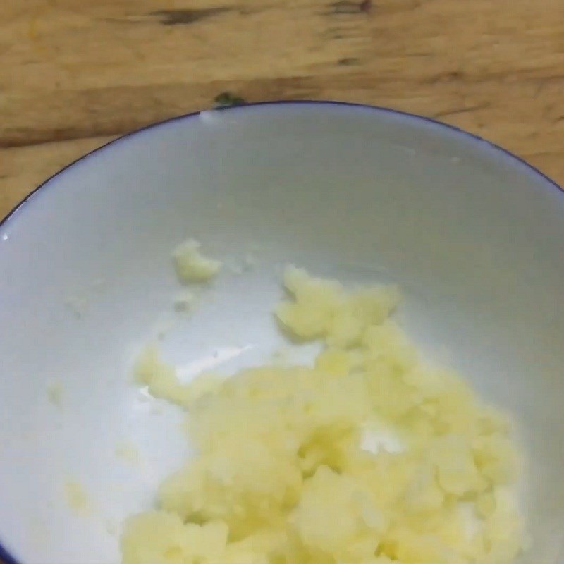 Bước 3 Hấp khoai tây Cháo thịt bằm khoai tây