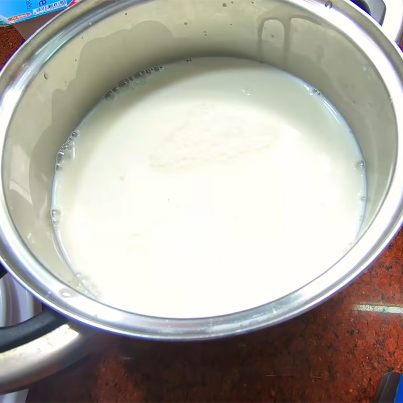 Bước 1 Hòa sữa quánh và sữa tươi tỉnh Sữa chua (yaourt)
