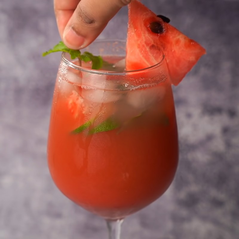 Bước 3 Hoàn thành Nước ép dưa hấu bạc hà