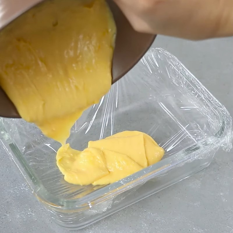 Bước 1 Làm nhân bánh Bánh trứng muối ngàn lớp tan chảy