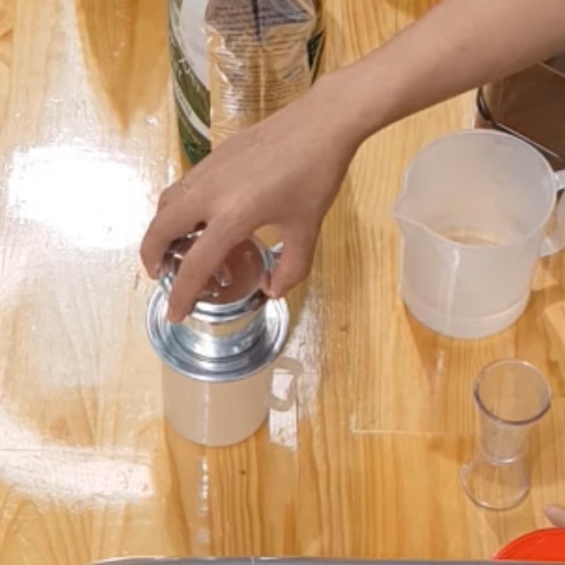 Bước 3 Làm nước cốt cà phê Trà sữa kem tiramisu