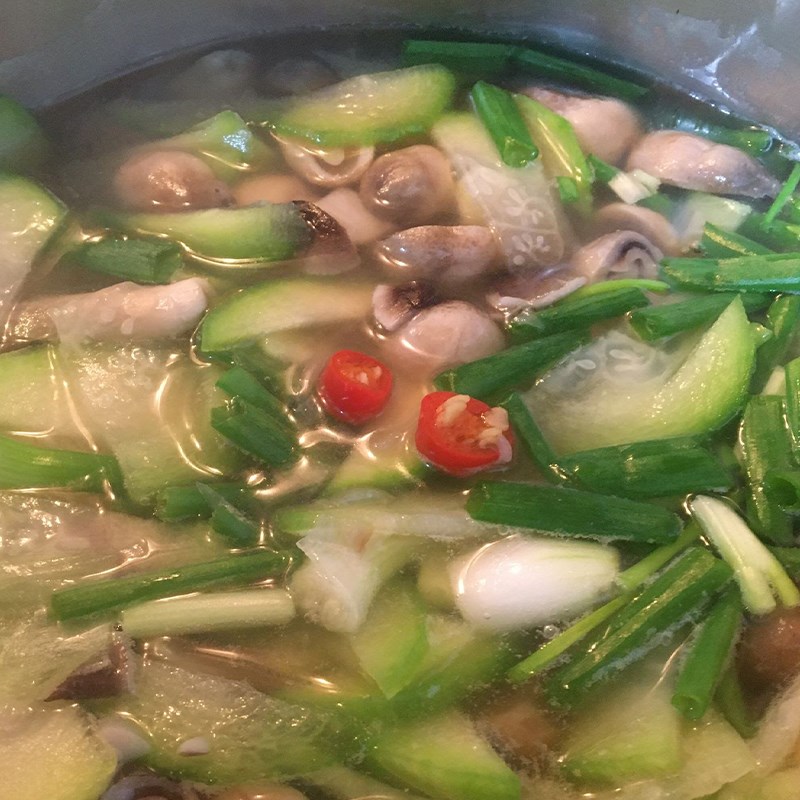 Bước 3 Nấu canh Canh bí đao nấm rơm