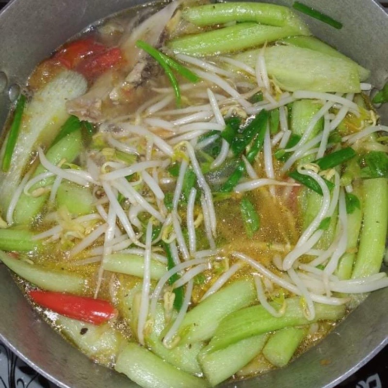 Bước 3 Nấu canh Canh chua cá ba sa