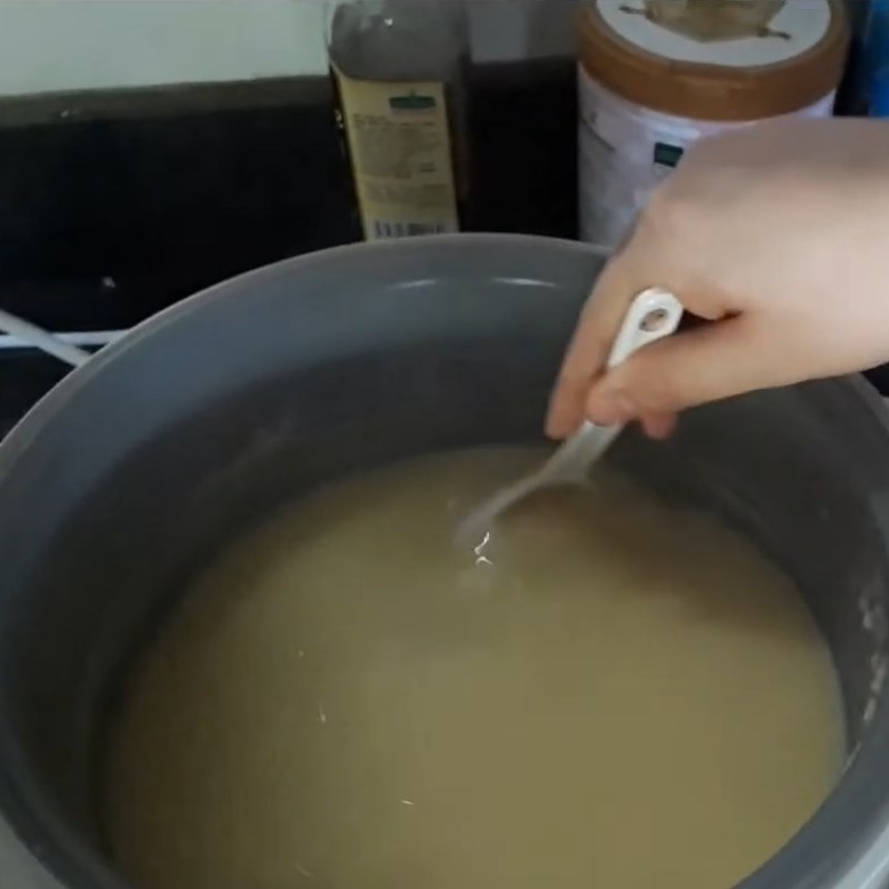 Bước 3 Nấu chè đậu xanh Chè đậu xanh nước cốt dừa bằng nồi cơm điện