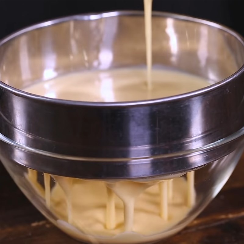 Bước 1 Nấu hỗn hợp bánh flan Bánh Trung Thu rau câu thanh long đỏ nhân flan