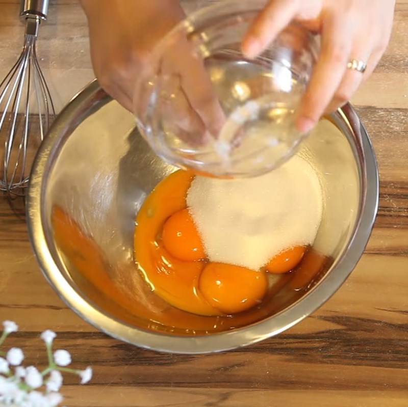 Bước 4 Nấu hỗn hợp cốm trứng sữa lá dứa Kem cốm lá dứa