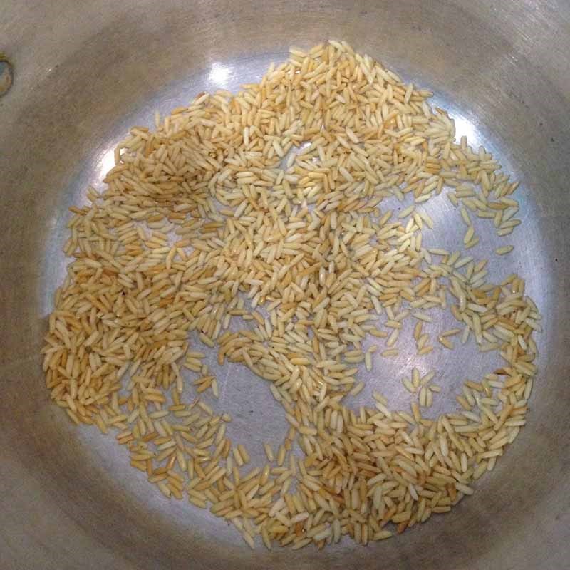 Bước 2 Nấu trà gạo rang Trà gạo rang