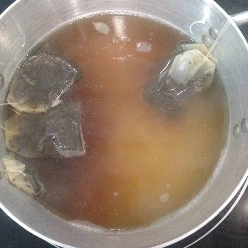 Bước 2 Nấu trà gạo rang Trà gạo rang